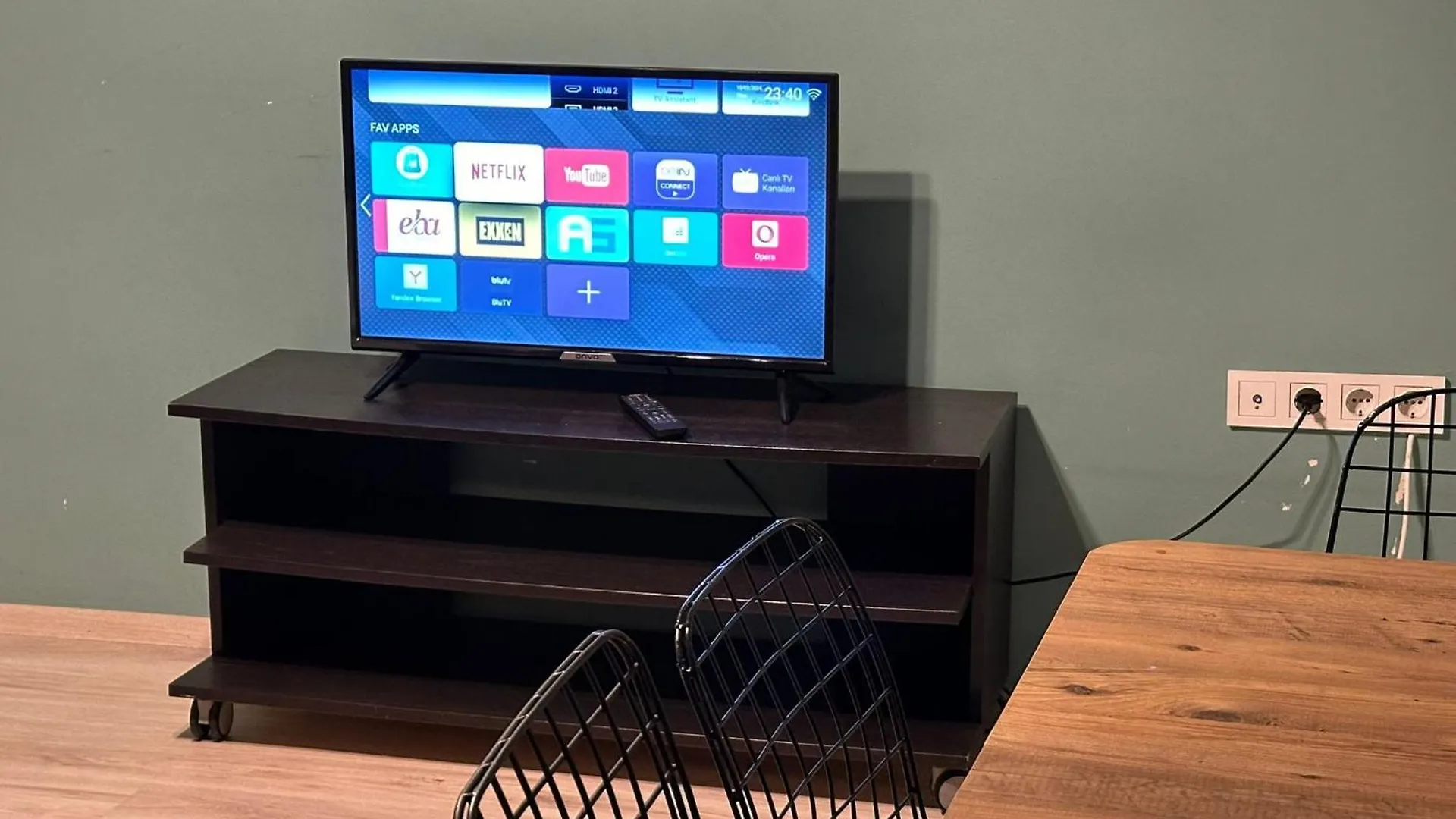 Zeki Bey Apartment Istanboel