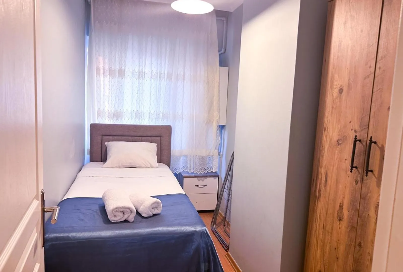 Zeki Bey Apartment Istanboel